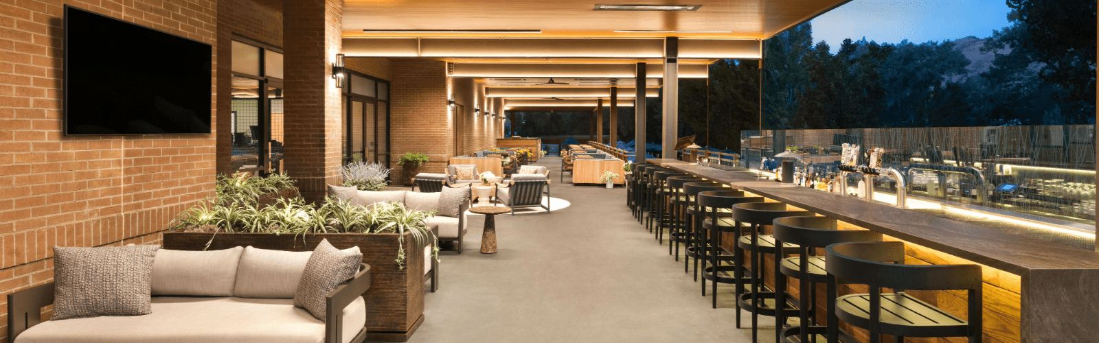 The Golden Hotel Ascend Collection Patio